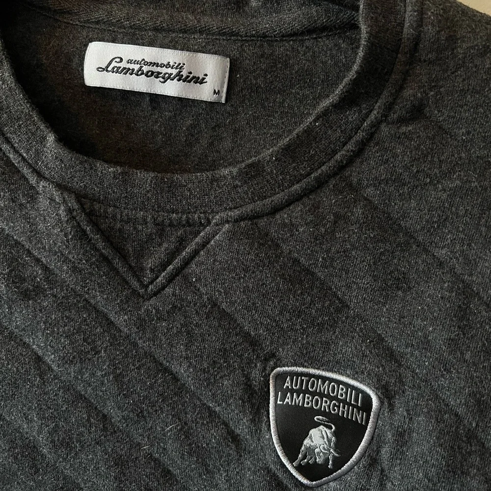 Lamborghini Crew - Picture 2 of 3